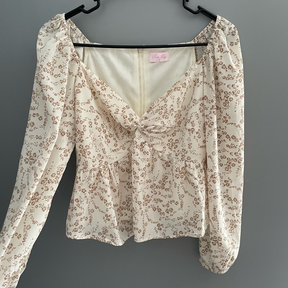 NWOT Pink Lily Top